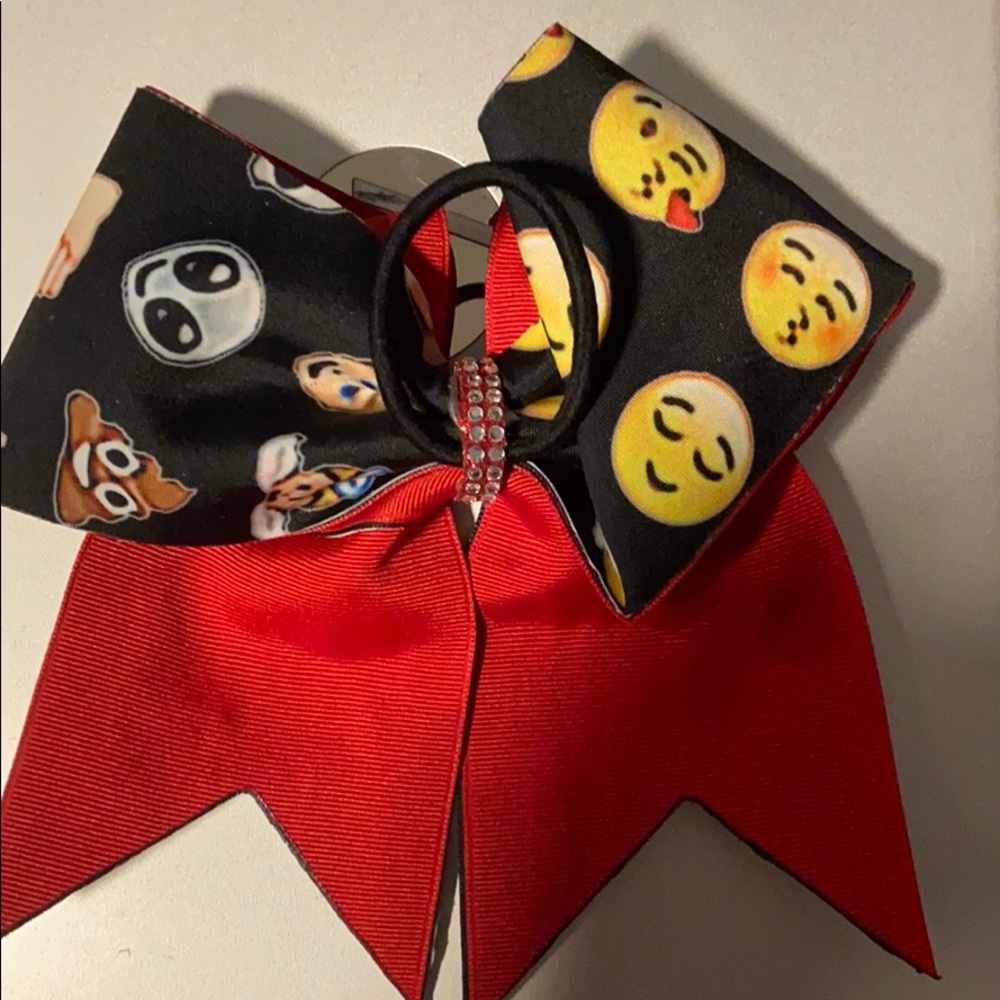 Cheer bow - Picture 3 of 4